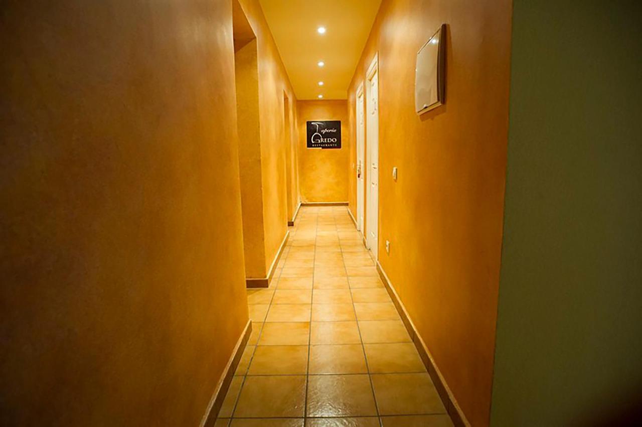Hostal Velarde Talavera de la Reina Exterior foto