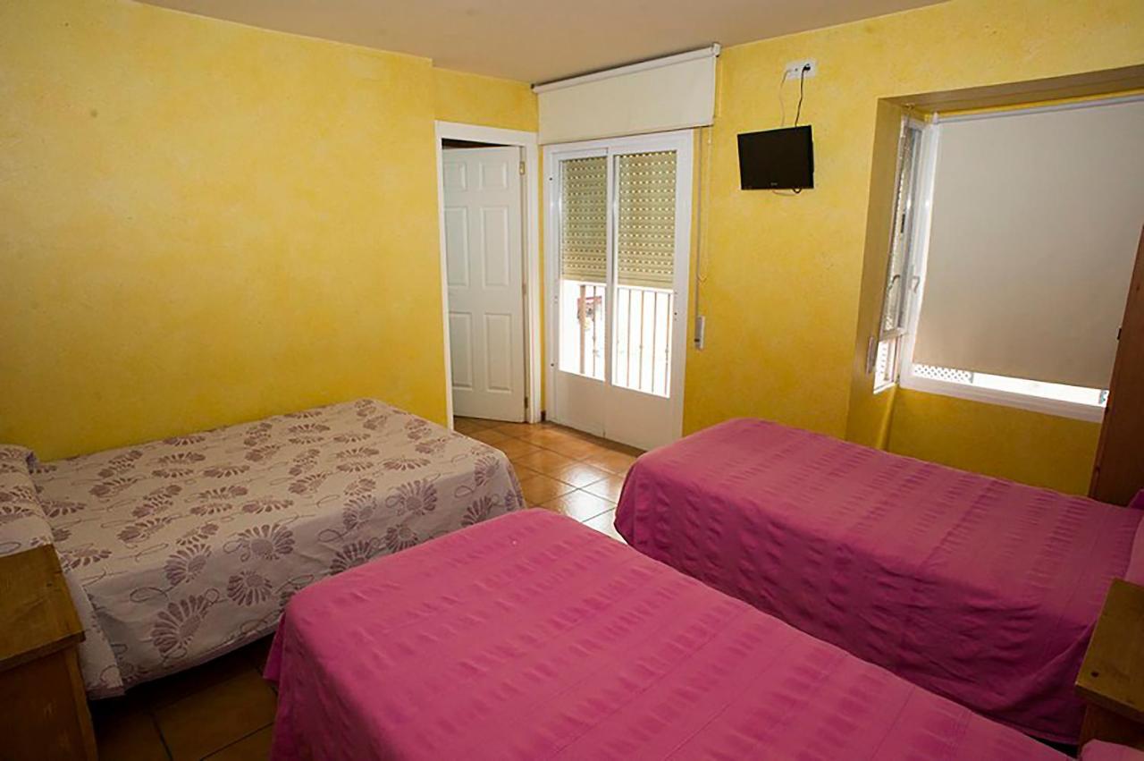 Hostal Velarde Talavera de la Reina Exterior foto